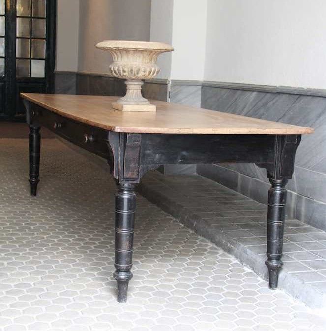 VENDIDO Mesa de biblioteca escocesa