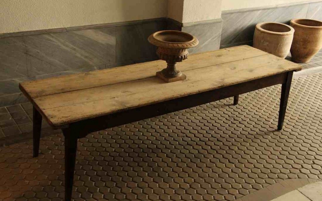 VENDIDO Mesa de comedor provenzal